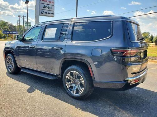 2024 Jeep Wagoneer Base