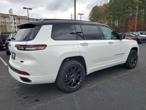 2025 Jeep Grand Cherokee L Summit