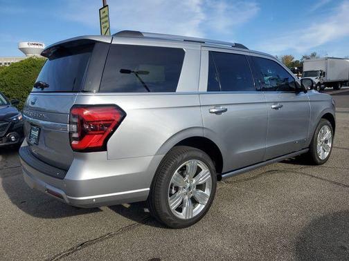 2024 Ford Expedition Platinum