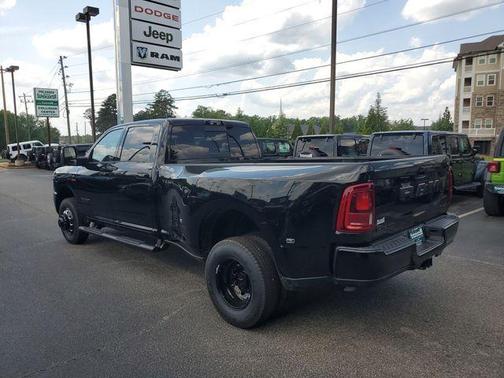 2025 RAM 3500 Laramie
