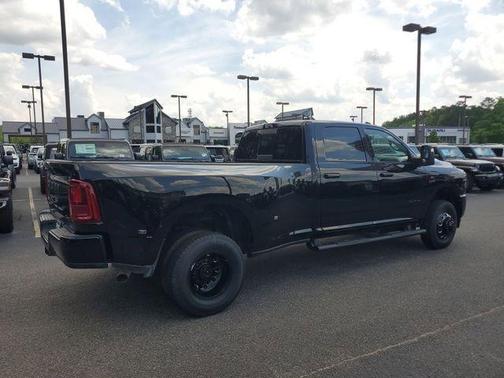 2025 RAM 3500 Laramie