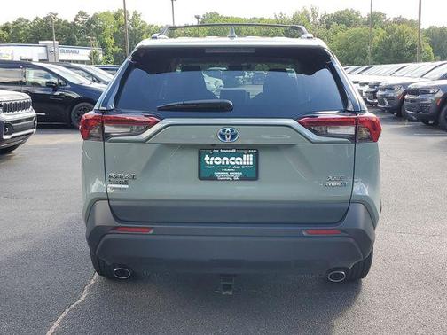2020 Toyota RAV4 Hybrid XLE
