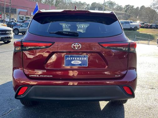 2023 Toyota Highlander L