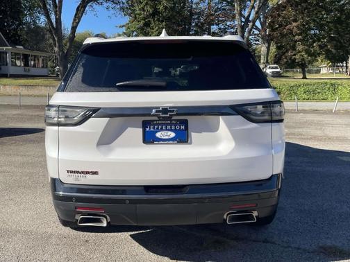 2021 Chevrolet Traverse Premier