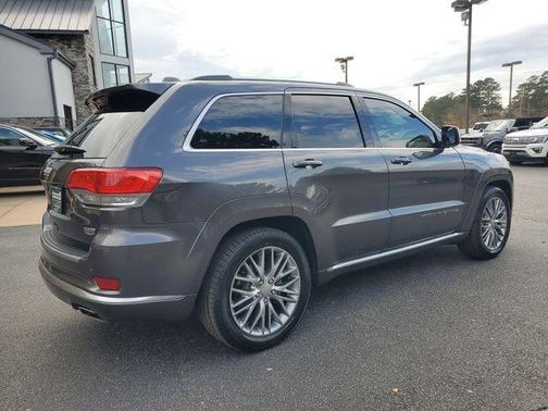 2018 Jeep Grand Cherokee Summit