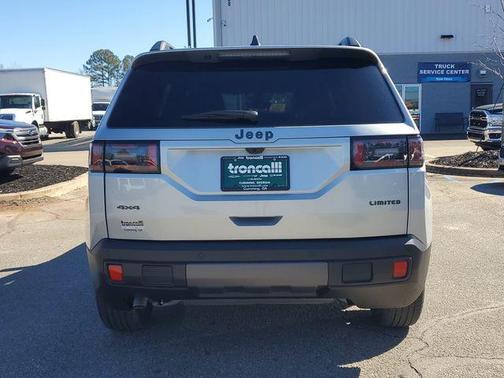 2026 Jeep Cherokee LAREDO/LIMITED