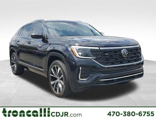 Deep Black Pearl Effect 2024 Volkswagen Atlas Cross Sport 2.0T SEL Premium R-Line