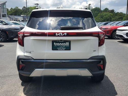 2024 Kia Seltos EX