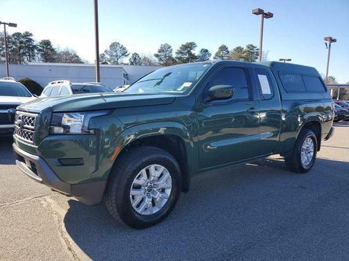 2022 Nissan Frontier SV