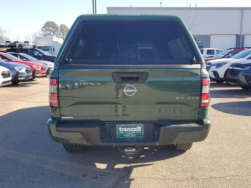 2022 Nissan Frontier SV