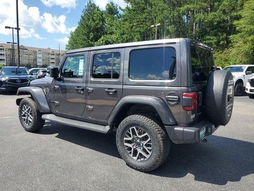 2025 Jeep Wrangler Sahara