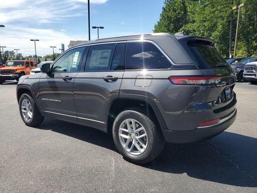 2025 Jeep Grand Cherokee Laredo X