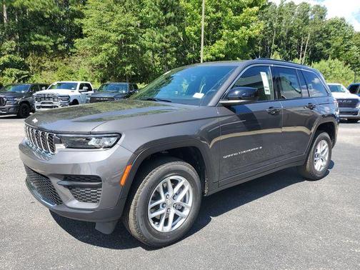 2025 Jeep Grand Cherokee Laredo X