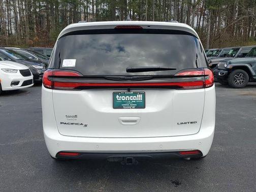 2026 Chrysler Pacifica Limited