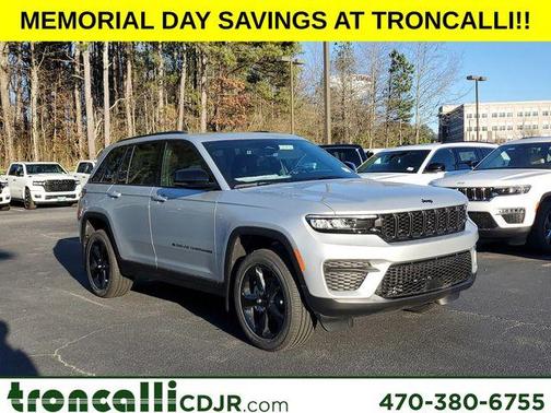 2025 Jeep Grand Cherokee Laredo
