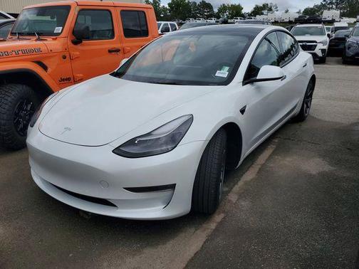 2022 Tesla Model 3 Long Range