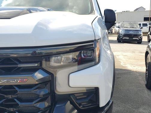 Summit White 2023 Chevrolet Silverado 1500 ZR2