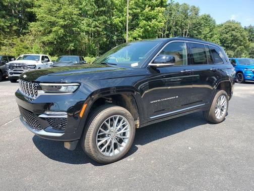 2025 Jeep Grand Cherokee Summit