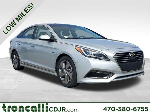 2017 Hyundai SONATA Hybrid Limited