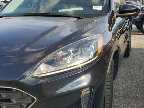 Blue 2021 Ford Escape SE