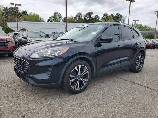 Blue 2021 Ford Escape SE