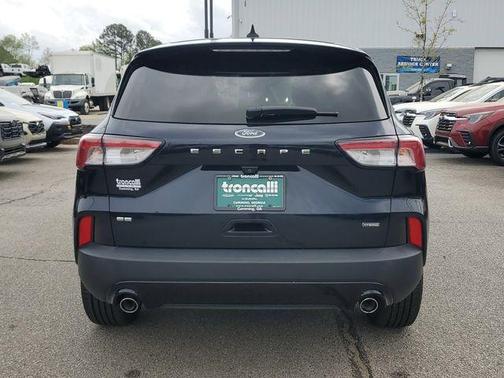 Blue 2021 Ford Escape SE