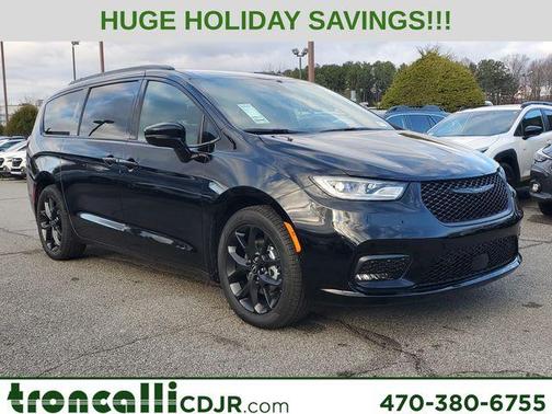 2026 Chrysler Pacifica Select