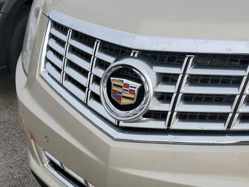 Silver 2016 Cadillac SRX Luxury Collection