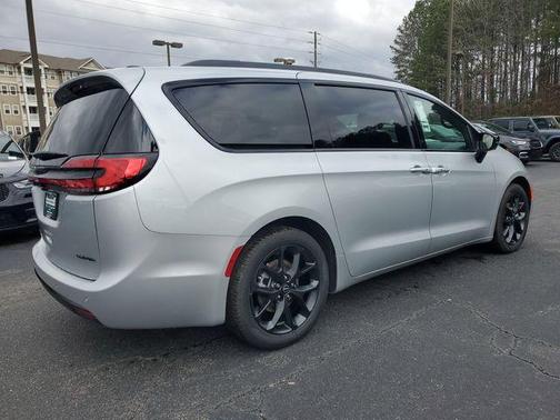 2026 Chrysler Pacifica Limited