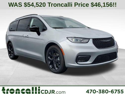 Silver Mist Clearcoat 2026 Chrysler Pacifica Limited