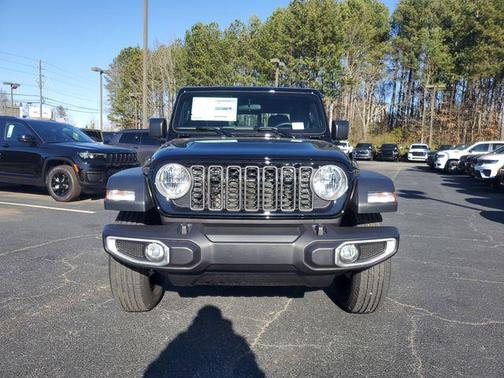 2026 Jeep Gladiator Sport