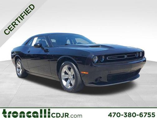 Pitch Black Clearcoat 2019 Dodge Challenger SXT