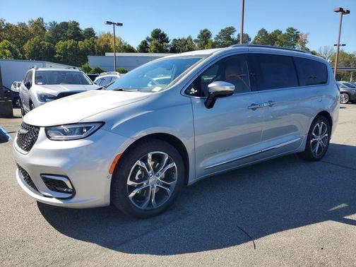 2026 Chrysler Pacifica Pinnacle