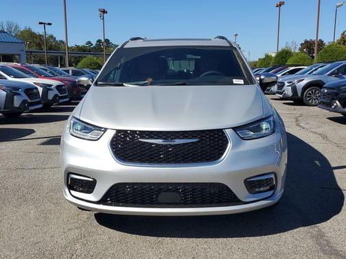 2026 Chrysler Pacifica Pinnacle