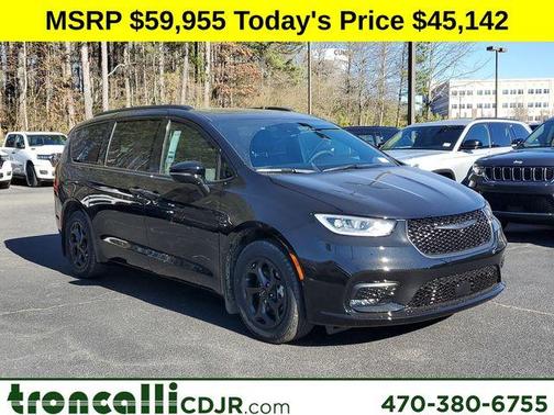 2025 Chrysler Pacifica Hybrid Select