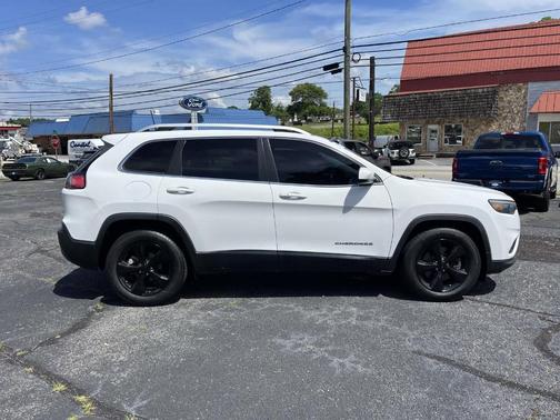 Bright White Clearcoat 2020 Jeep Cherokee Latitude Plus