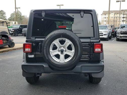 2022 Jeep Wrangler Unlimited Sport