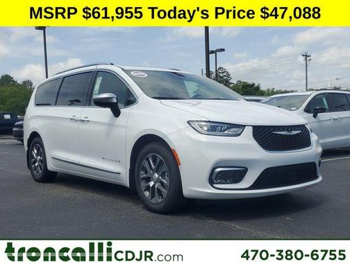 2025 Chrysler Pacifica Hybrid Pinnacle