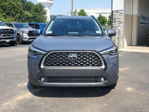 2022 Toyota Corolla Cross XLE