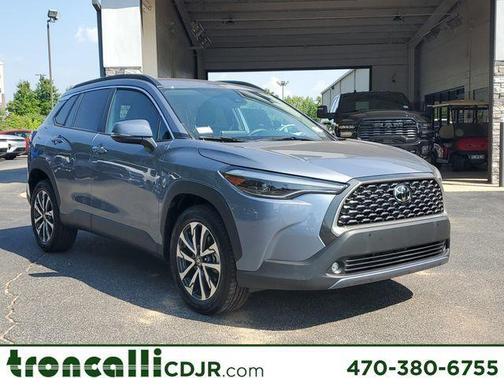 2022 Toyota Corolla Cross XLE