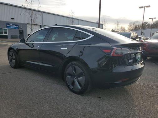 2019 Tesla Model 3 Mid Range