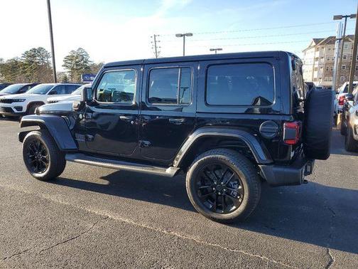 2025 Jeep Wrangler 4xe Sahara