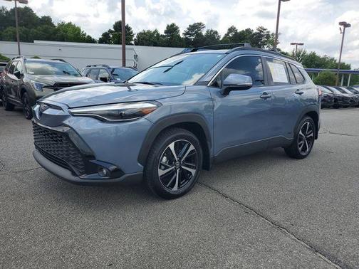 CELESTITE 2024 Toyota Corolla Cross Hybrid XSE