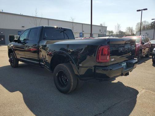 2026 RAM 3500 Limited