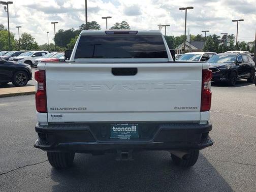 2023 Chevrolet Silverado 2500 Custom