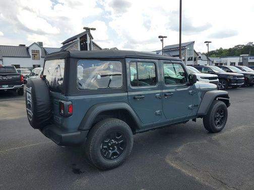 2025 Jeep Wrangler Sport