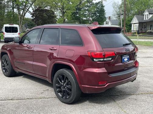 2019 Jeep Grand Cherokee Altitude