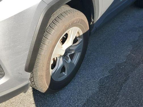 Silver Sky Metallic 2021 Toyota RAV4 XLE