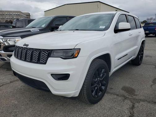 2020 Jeep Grand Cherokee Altitude