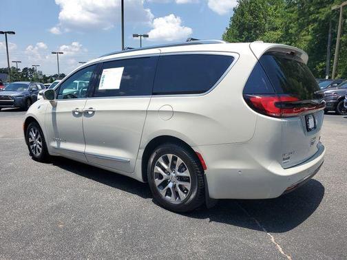 2021 Chrysler Pacifica Hybrid Pinnacle